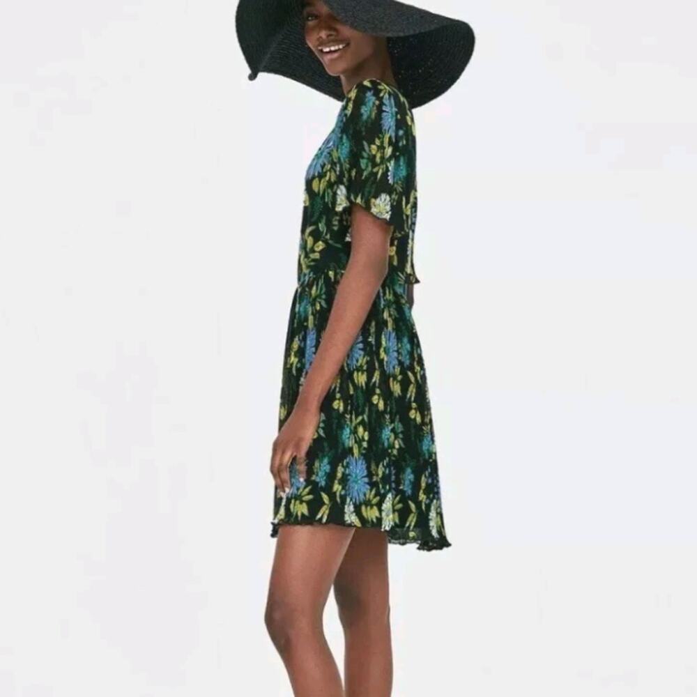 Zara Floral Pleated Dress Size XS - Picture 4 of 10